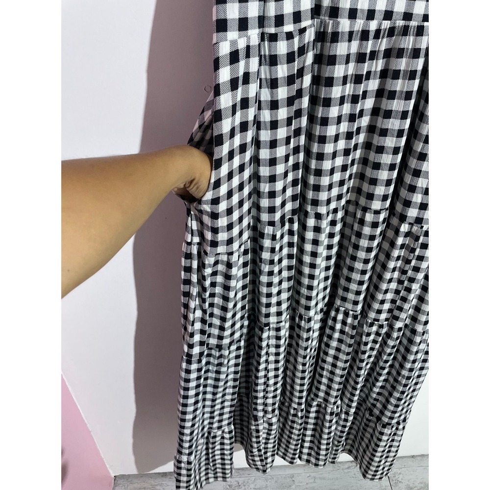 Torrid gingham black white tiered maxi dress 1x - Picture 2 of 6